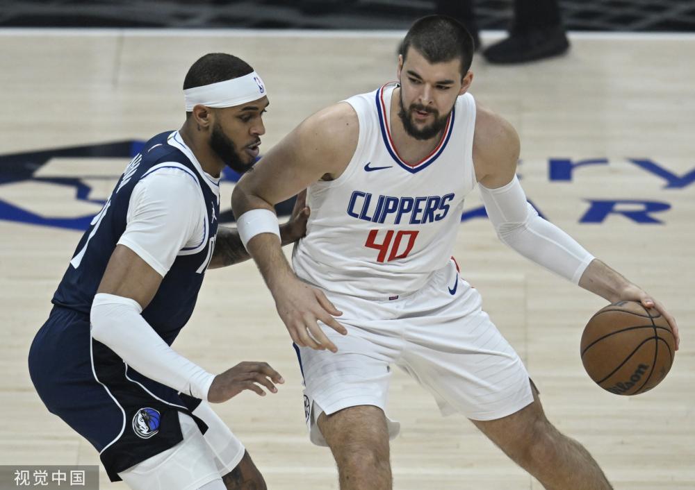 巴塞罗那的 巴塞罗那的