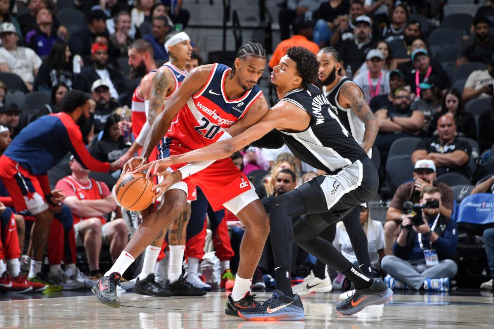 从竞技与医 从竞技与医